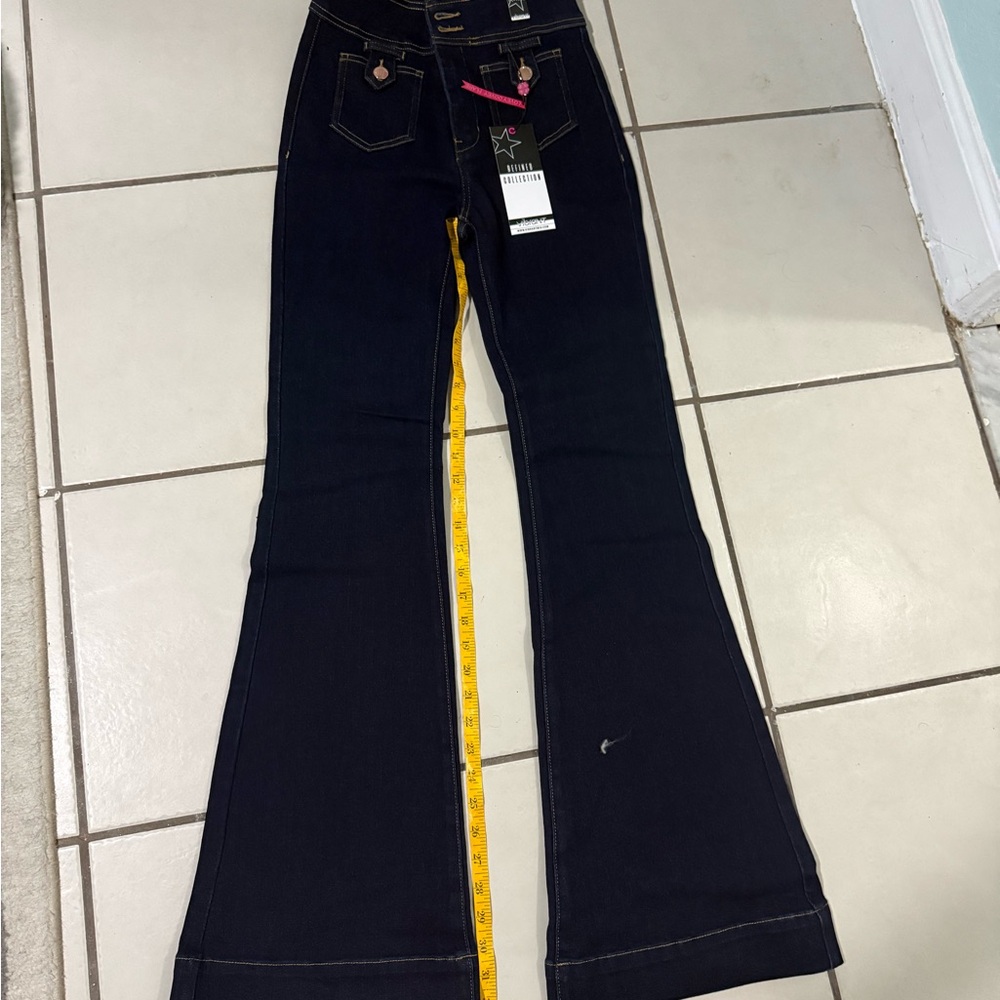 Vibrant Miu Women's Square pocket Flare Jeans NWT Sz 5 (26)